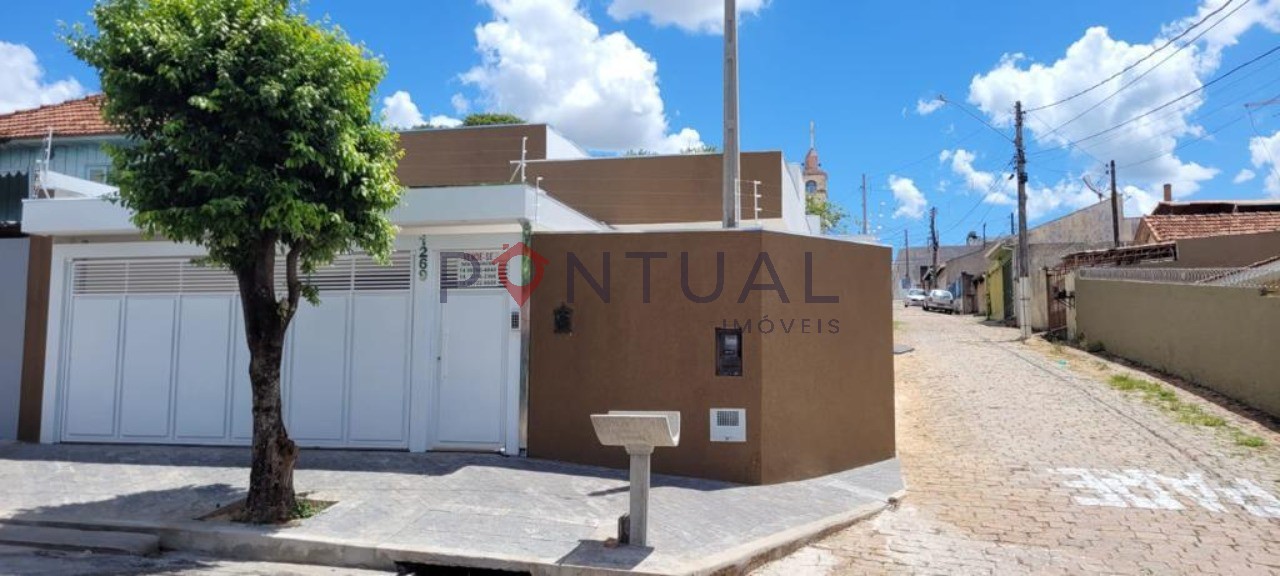 Casa para alugar ou comprar em Marília. 3 quartos, 1 suíte, 151m², 2 vagas. Agende visita hoje!