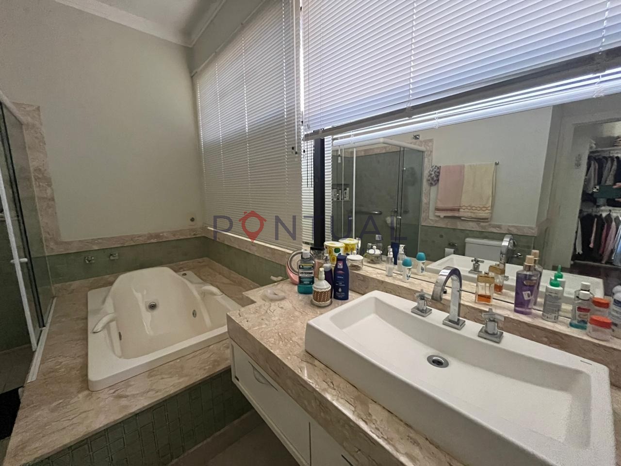 Casa para venda ou alugar com piscina em Marília no Condomínio Portal da Serra. Confira!