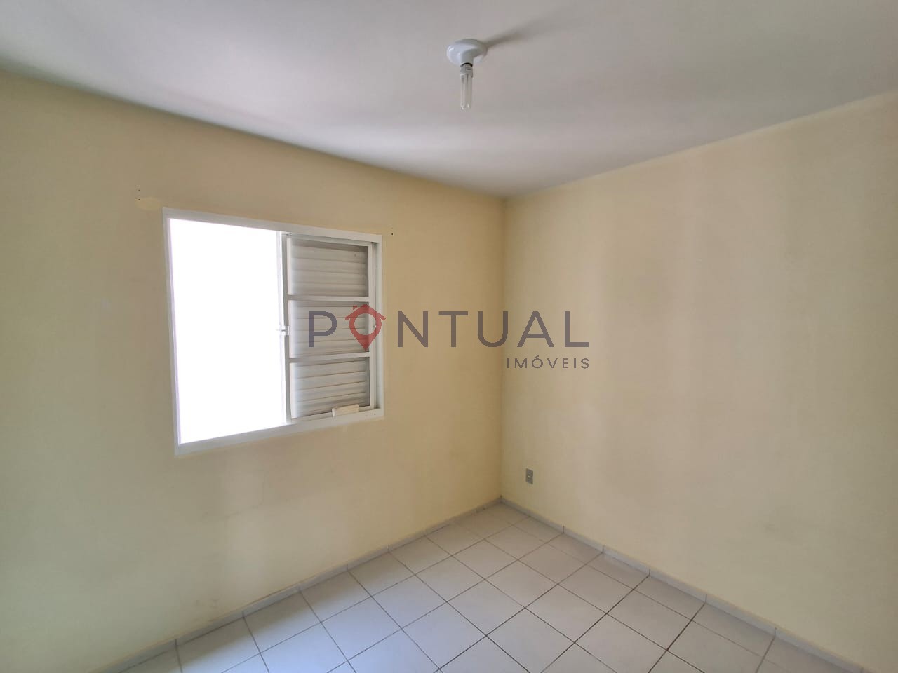 Apartamento venda 2 quartos vila real marília - R$ 150 mil -