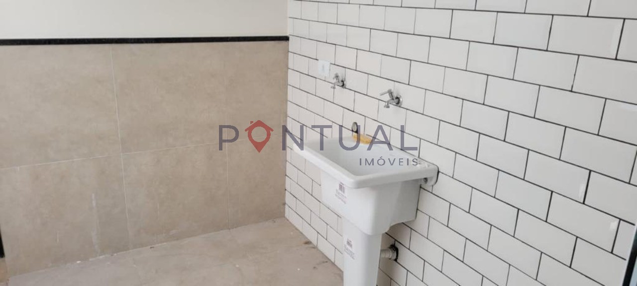 Casa para alugar ou comprar em Marília. 3 quartos, 1 suíte, 151m², 2 vagas. Agende visita hoje!