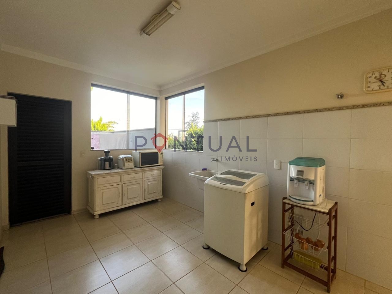 Casa para venda ou alugar com piscina em Marília no Condomínio Portal da Serra. Confira!