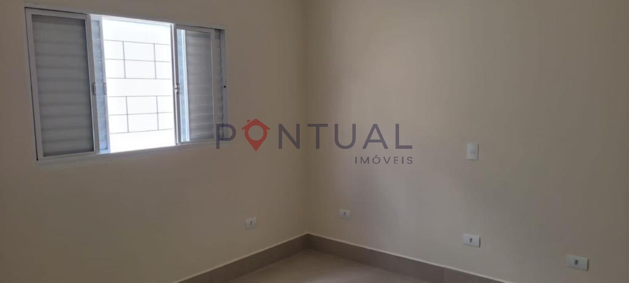 Casa para alugar ou comprar em Marília. 3 quartos, 1 suíte, 151m², 2 vagas. Agende visita hoje!