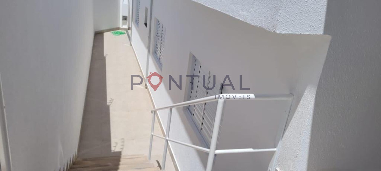 Casa para alugar ou comprar em Marília. 3 quartos, 1 suíte, 151m², 2 vagas. Agende visita hoje!