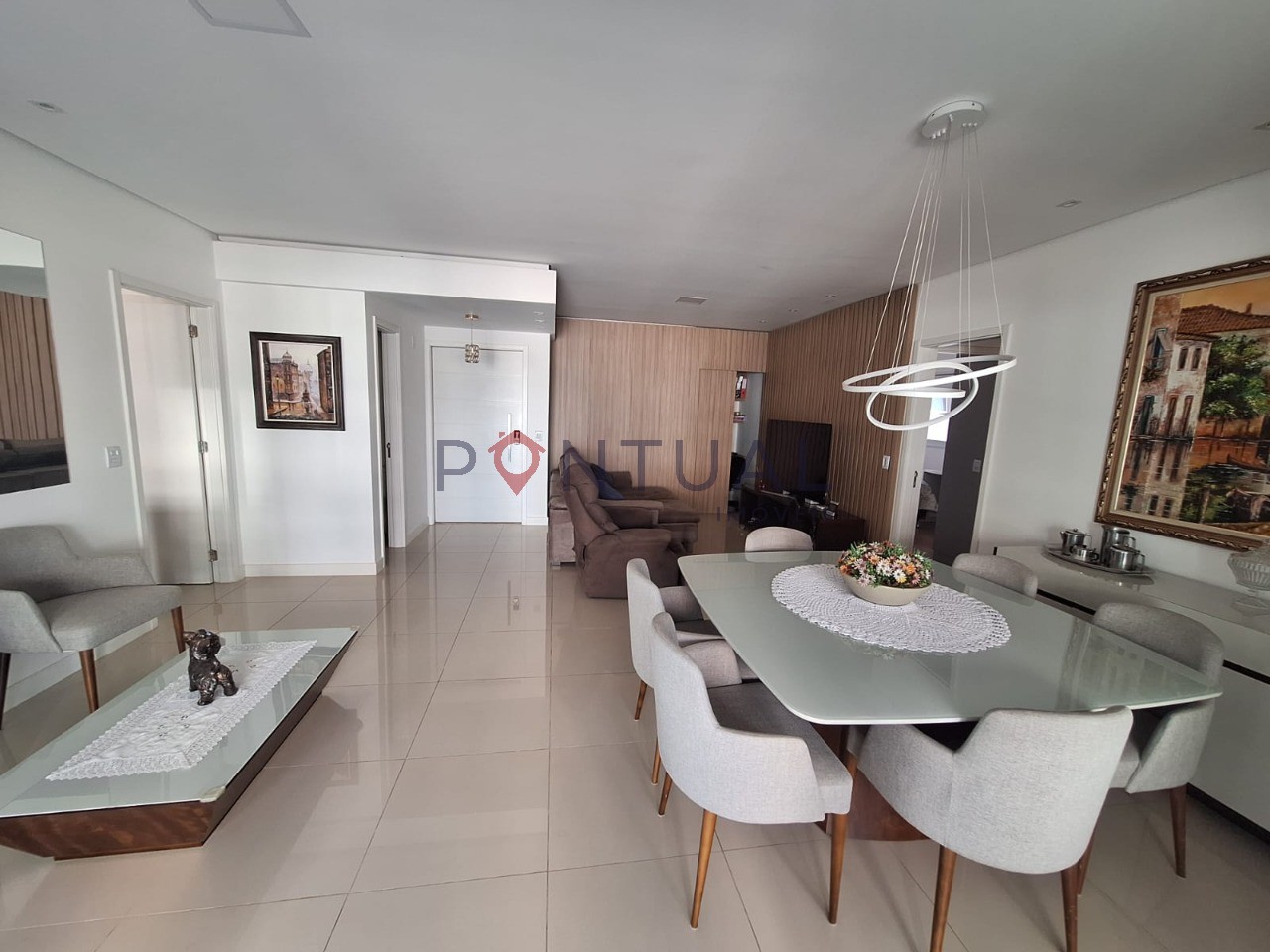 Apartamento de Luxo à Venda ou para alugar em Marília-SP, Bairro Fragata. Venha conferir!