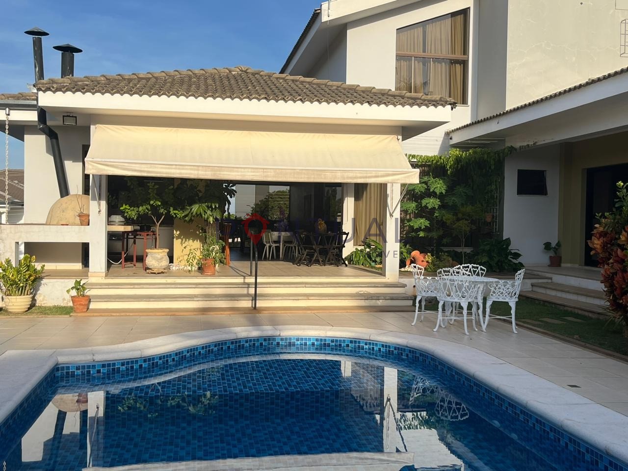 Casa para venda ou alugar com piscina em Marília no Condomínio Portal da Serra. Confira!