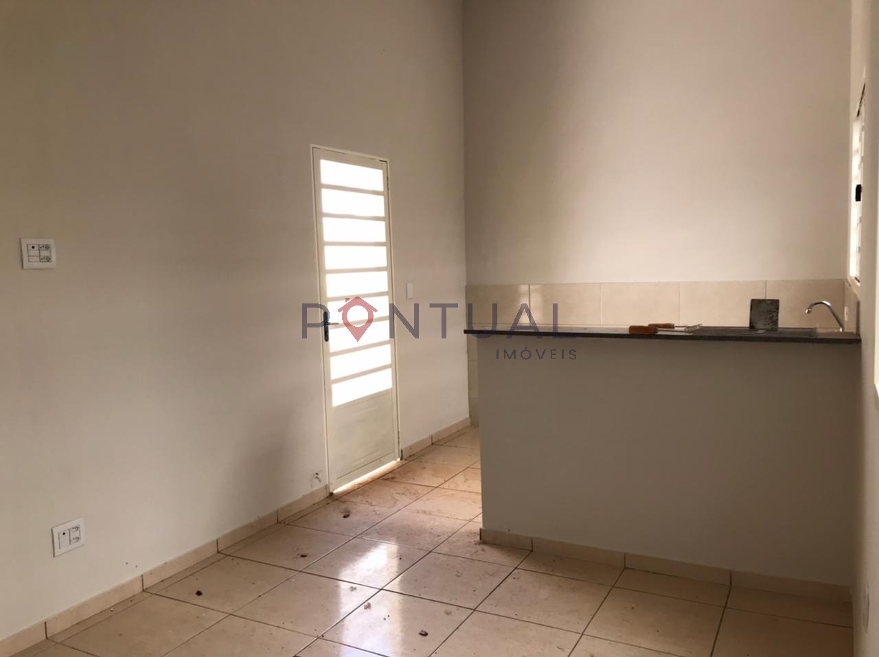 Casa à venda em Marília-SP no bairro Palmital. Agende uma visita!