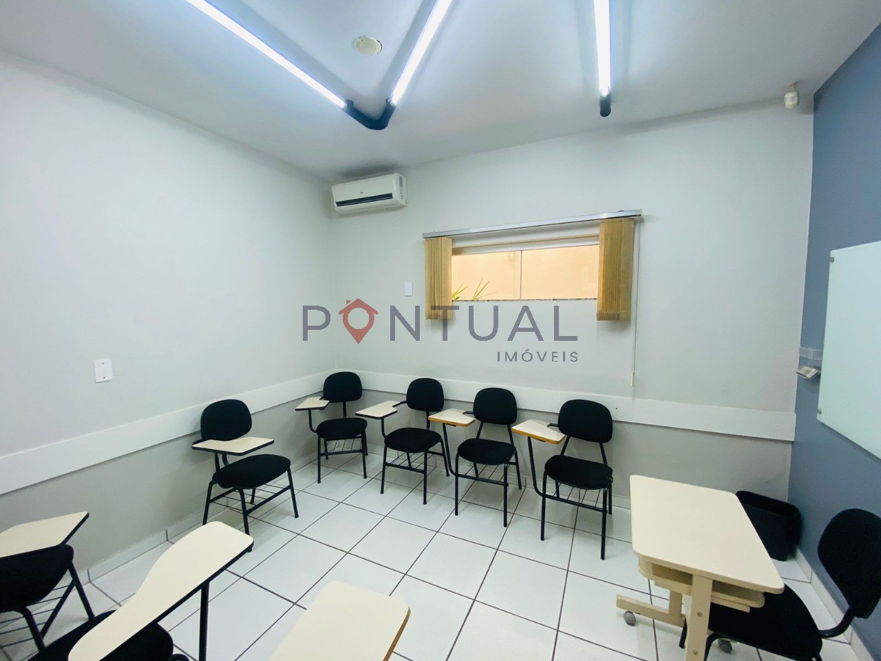 Sala Comercial para Locação em Marília-SP, Bairro Barbosa. Venha conhecer!