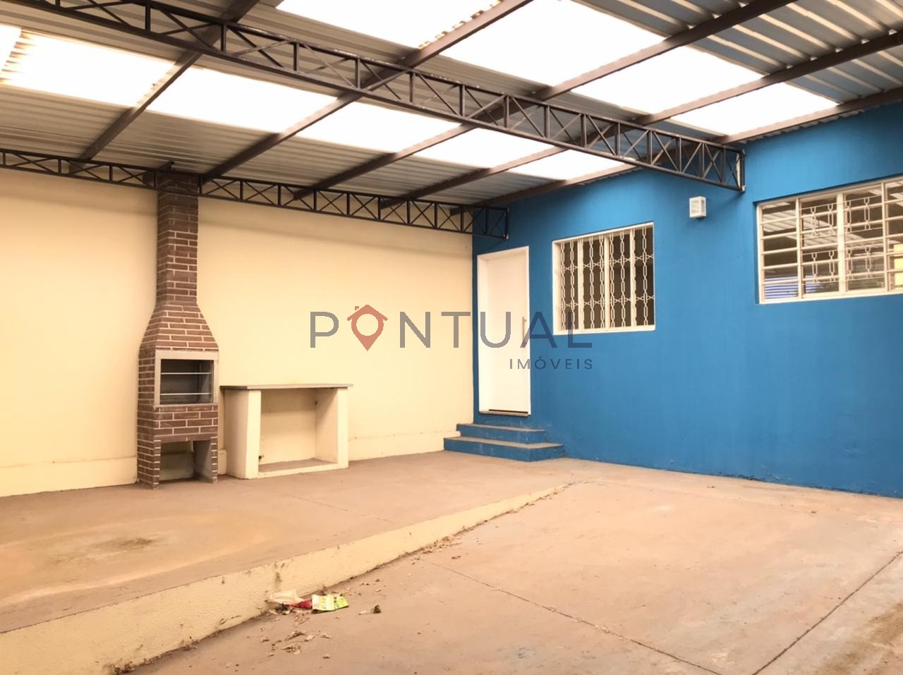 Casa à venda em Marília-SP no bairro Palmital. Agende uma visita!
