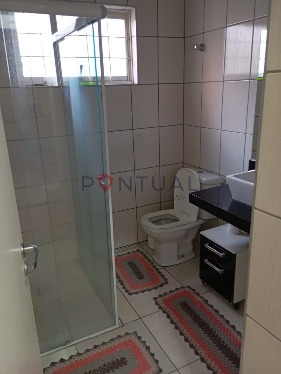 Imperdível oportunidade de adquirir casa com 3 quartos, 1 suíte, 1 sala, 2 banheiros, 2 vagas de garagem, 190 m² em Marília-SP.