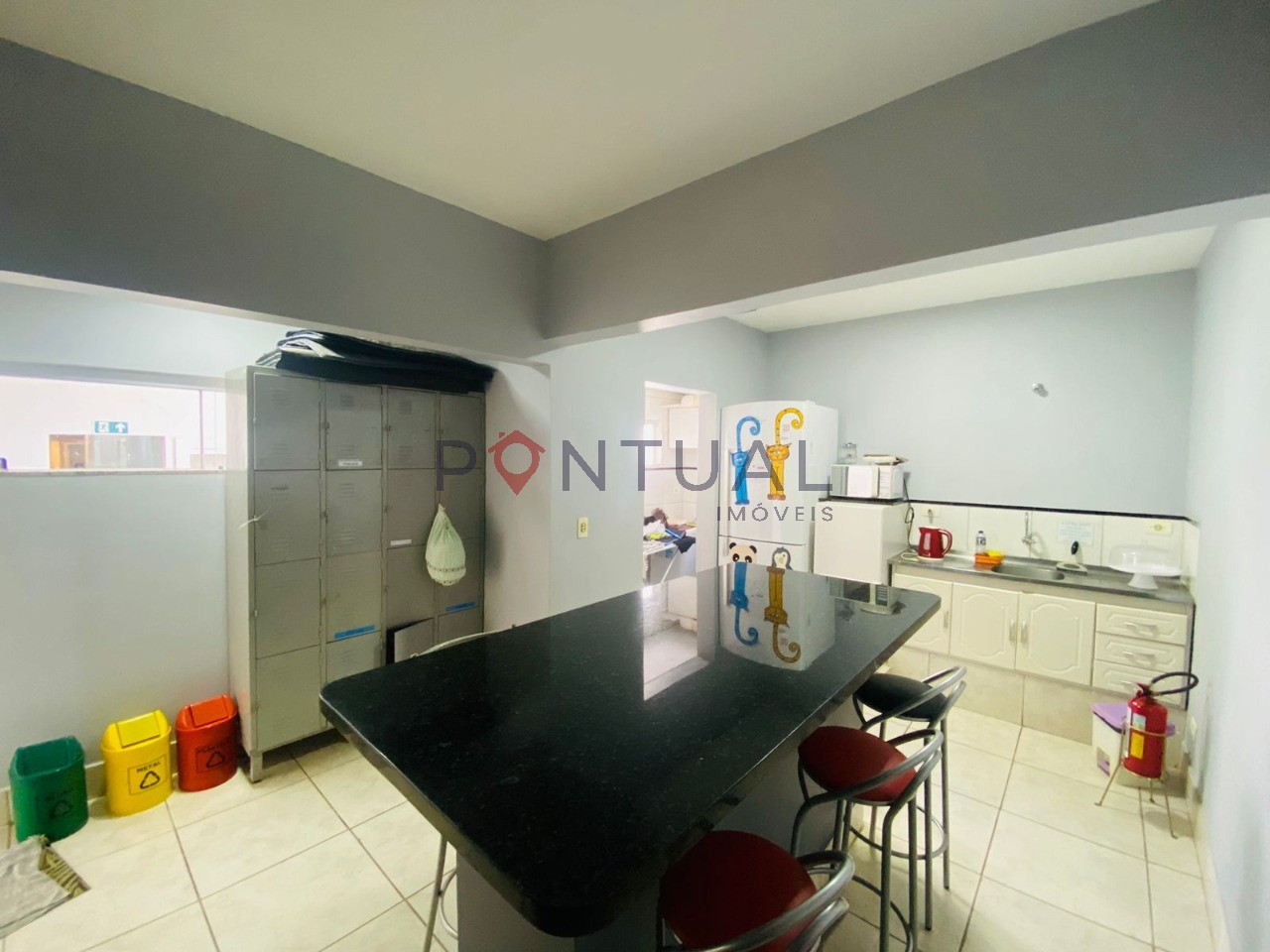 Sala Comercial para Locação em Marília-SP, Bairro Barbosa. Venha conhecer!