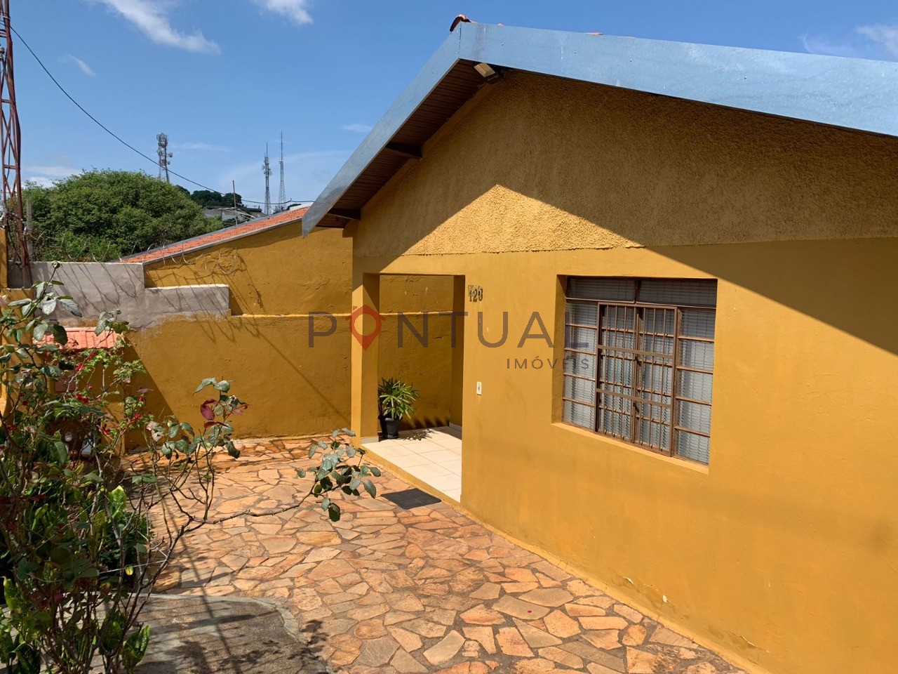 Casa à venda em marília praticamente. No centro. Agende uma 