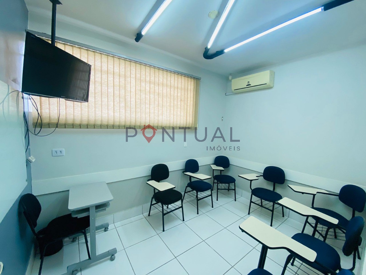 Sala Comercial para Locação em Marília-SP, Bairro Barbosa. Venha conhecer!