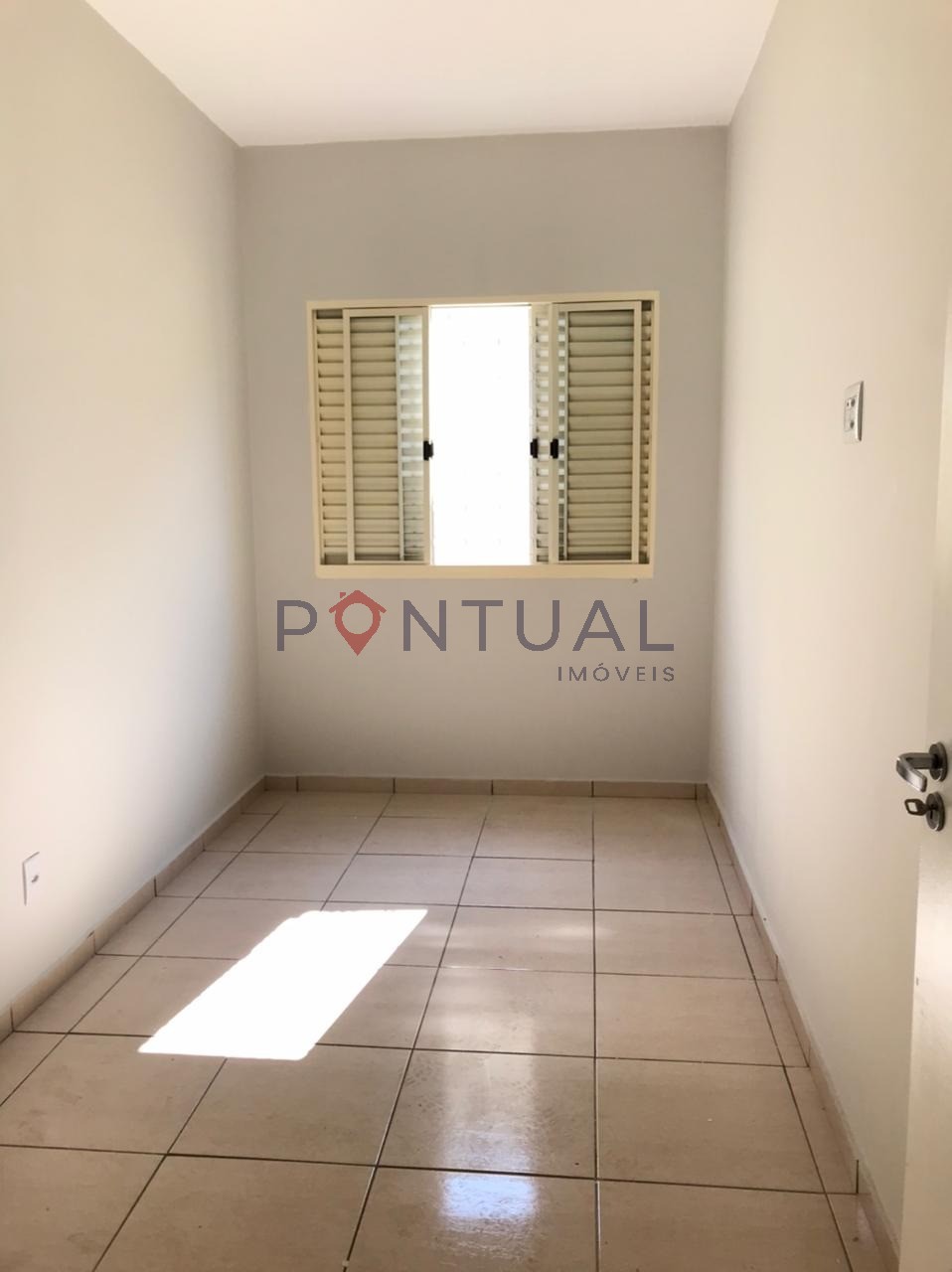 Casa à venda em Marília-SP no bairro Palmital. Agende uma visita!