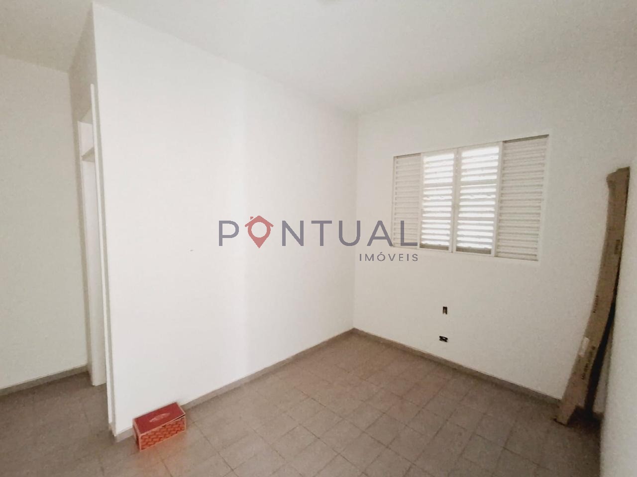 Casa para alugar de alto padrão no Jardim Maria Izabel em Marília-SP. Venha conhecer!