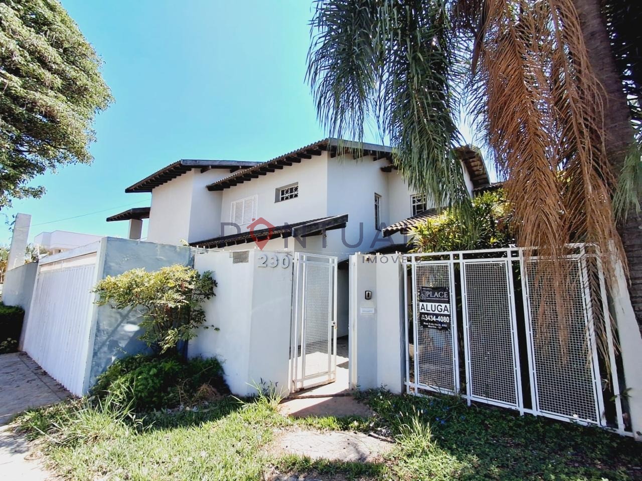 Casa para alugar de alto padrão no Jardim Maria Izabel em Marília-SP. Venha conhecer!