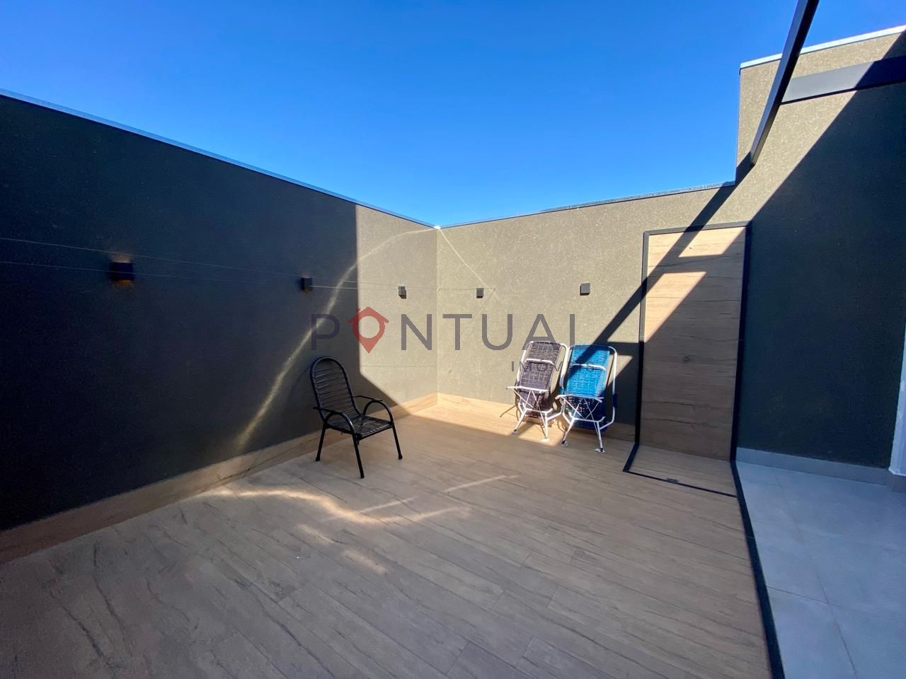 Casa de 3 quartos 1 suíteno bairro sérgio roim marília - ven