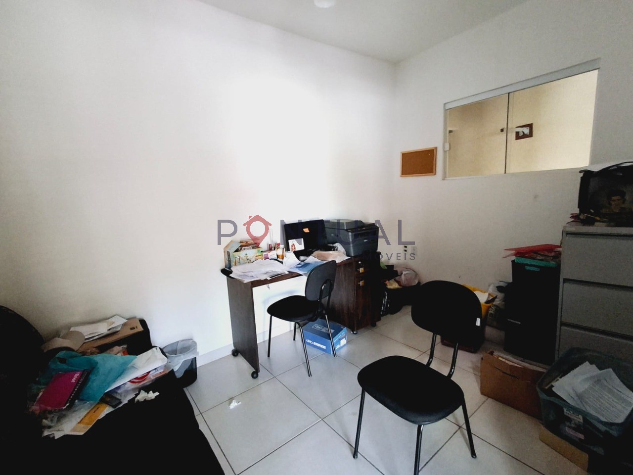 Casa para alugar ou comprar em Marília. 3 quartos, 1 suíte, 250m².Agende visita hoje!
