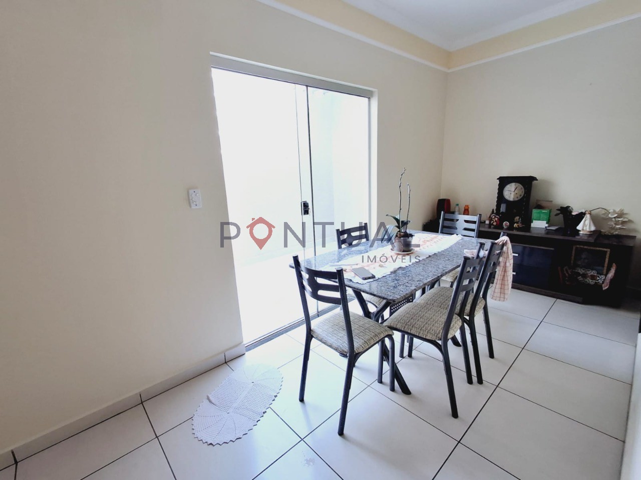 Casa para alugar ou comprar em marília. 3 quartos, 1 suíte, 