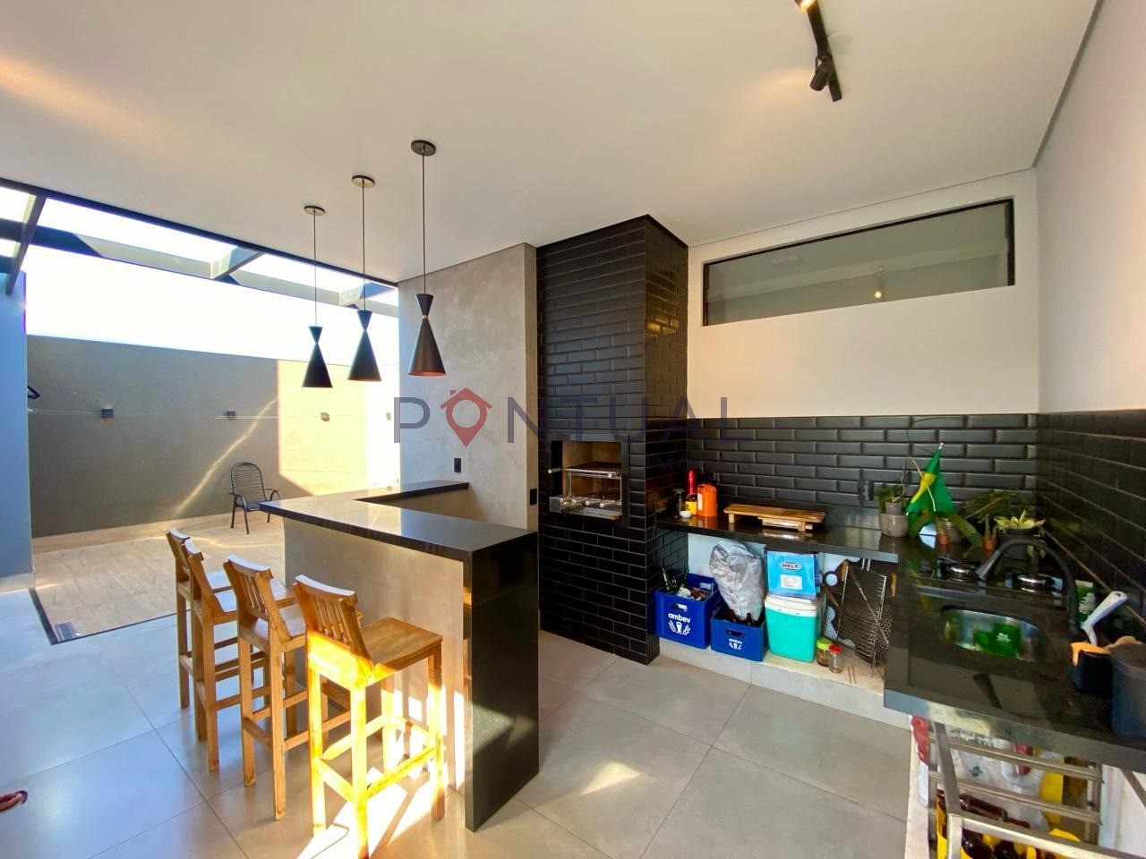 Casa de 3 Quartos 1 Suíteno bairro Sérgio Roim Marília - Venda R$ 570.000 - Visite e compre com Pontual Imóveis sua imobiliária em Marília