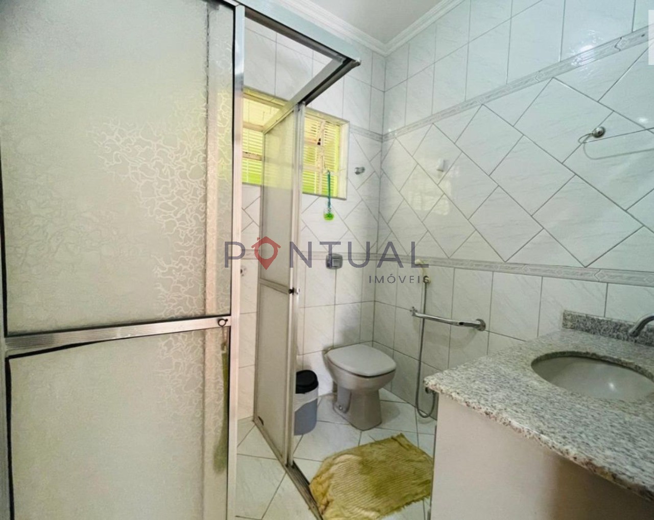 Casa à Venda em Marília próximo ao Supermercado Preço Certo! Venha Visitar com a Pontual Imóveis sua imobiliária em Marília