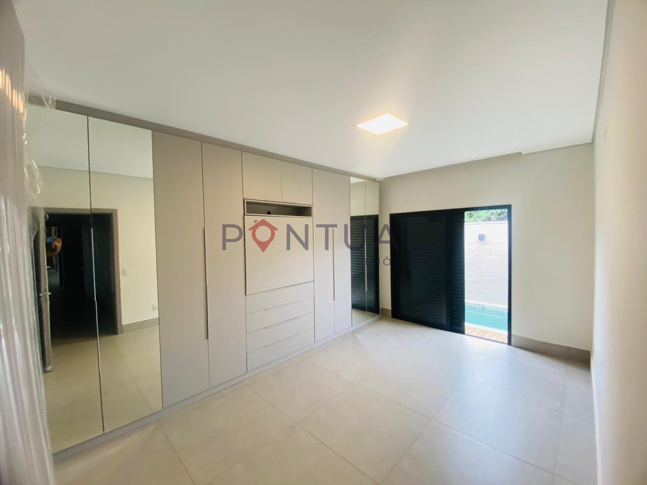 Casa à venda no esmeralda residence ii, marília sp: 3 suítes