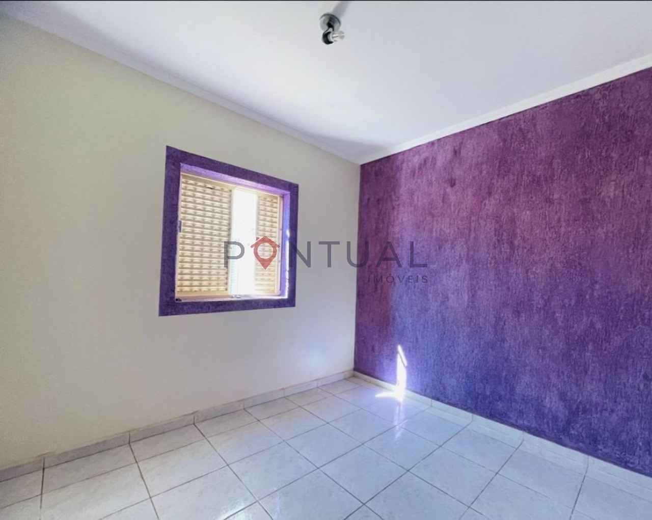 Casa à Venda em Marília próximo ao Supermercado Preço Certo! Venha Visitar com a Pontual Imóveis sua imobiliária em Marília