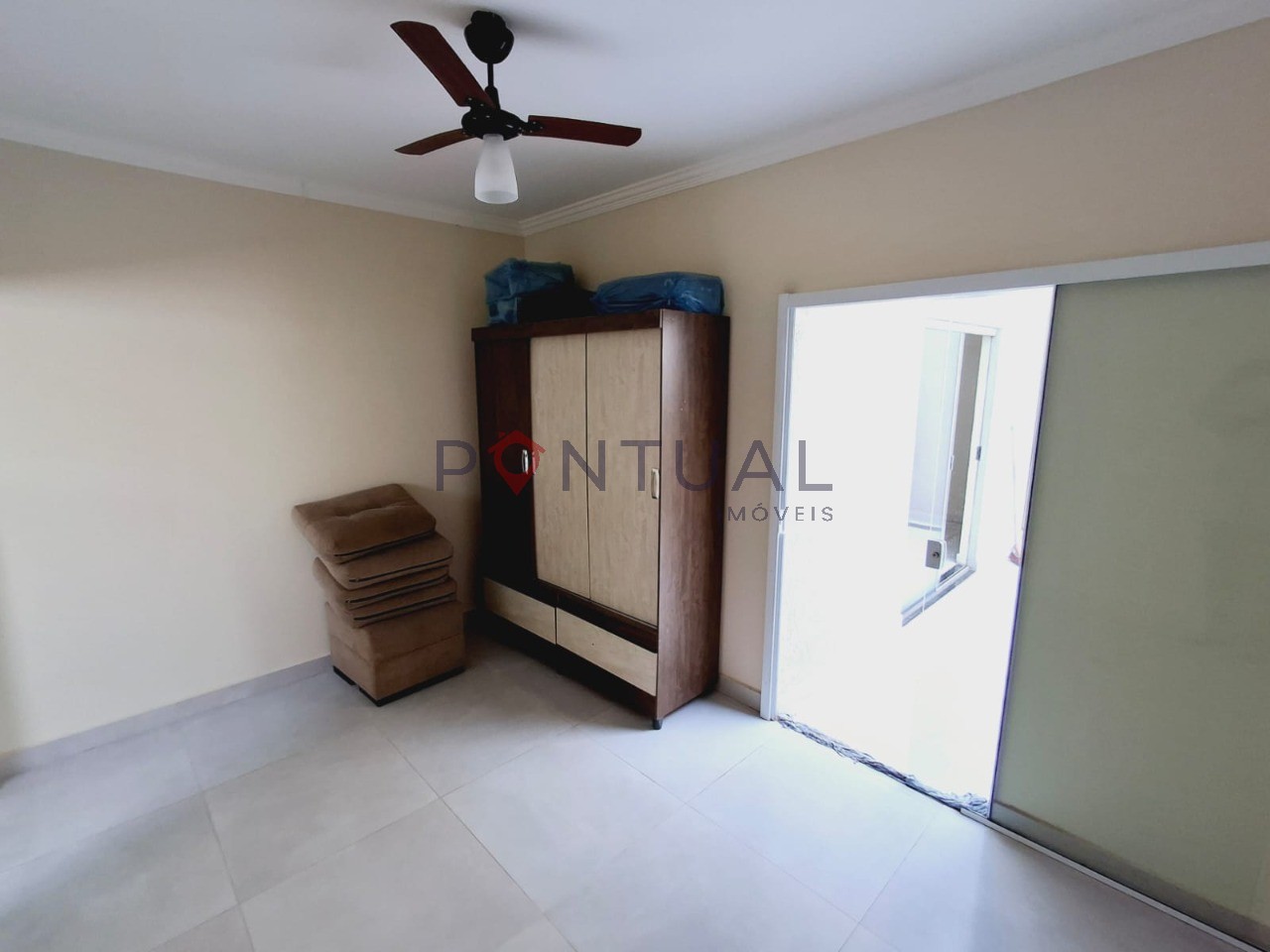 Casa para alugar ou comprar em marília. 3 quartos, 1 suíte, 