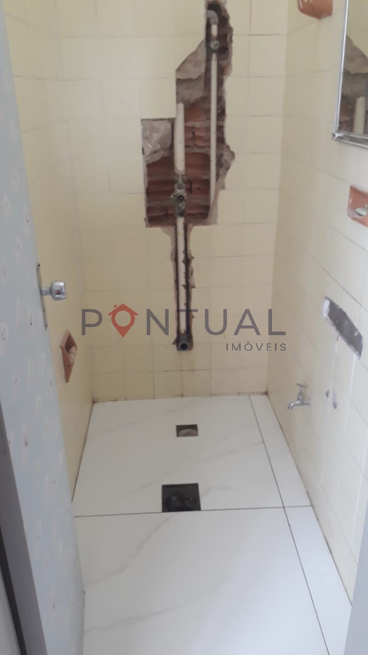Sala Comercial em Condomínio à Venda em Marília-SP: Localização Privilegiada no Centro, 1 Sala, 2 Banheiros, 52m² de Área.