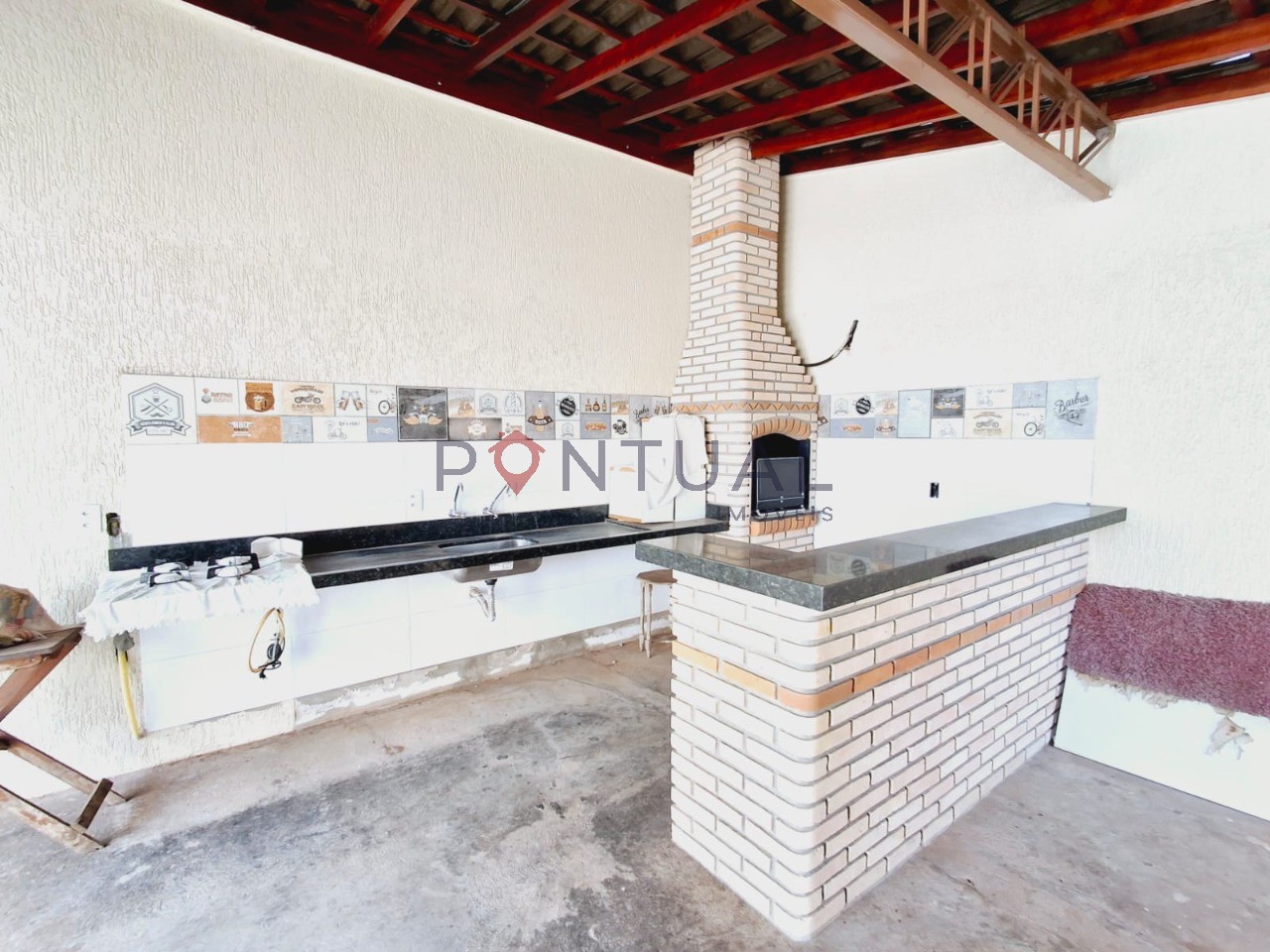 Casa para alugar ou comprar em Marília. 3 quartos, 1 suíte, 250m².Agende visita hoje!