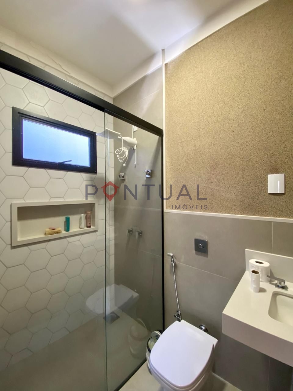 Casa de 3 quartos 1 suíteno bairro sérgio roim marília - ven