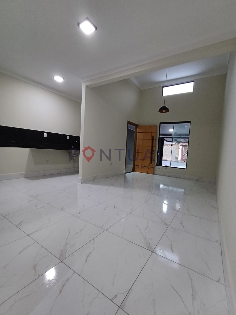 Casa à venda em Marília na Zona Norte. Venha conhecer e comprar com a Pontual Imóveis sua imobiliária em Marília. Simule seu financiamento!