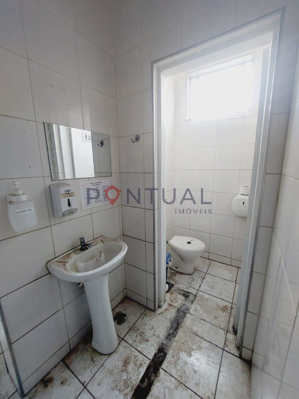 Aluguel de barracão comercial no jardim vitória, marília-sp.