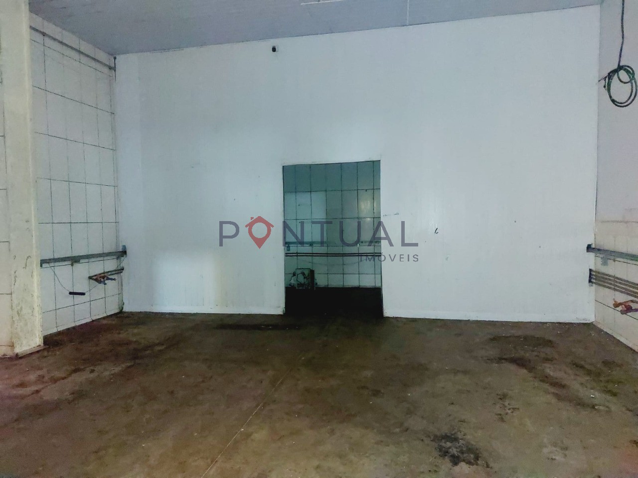 Aluguel de Barracão Comercial no Jardim Vitória, Marília-SP. Agende a sua visita!