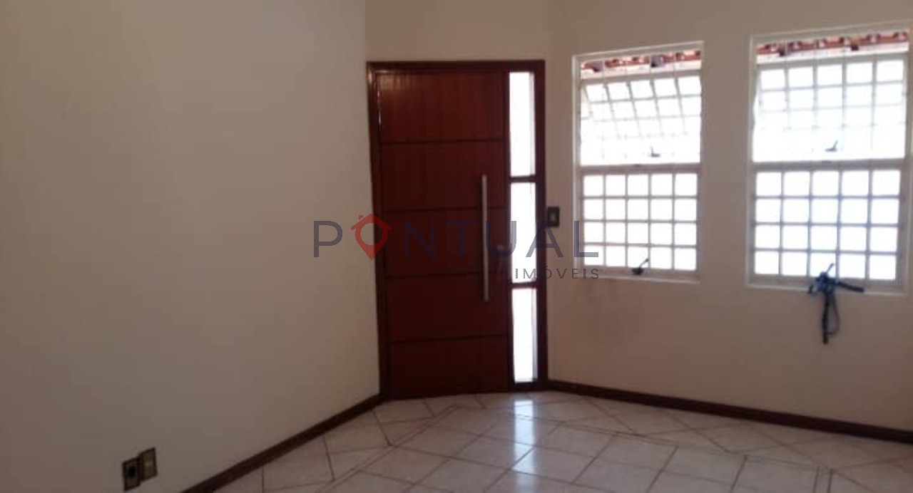 Casa para venda na zona norte. Agende uma visita!