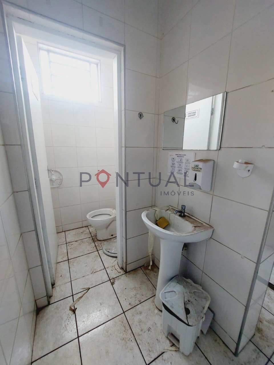 Aluguel de barracão comercial no jardim vitória, marília-sp.
