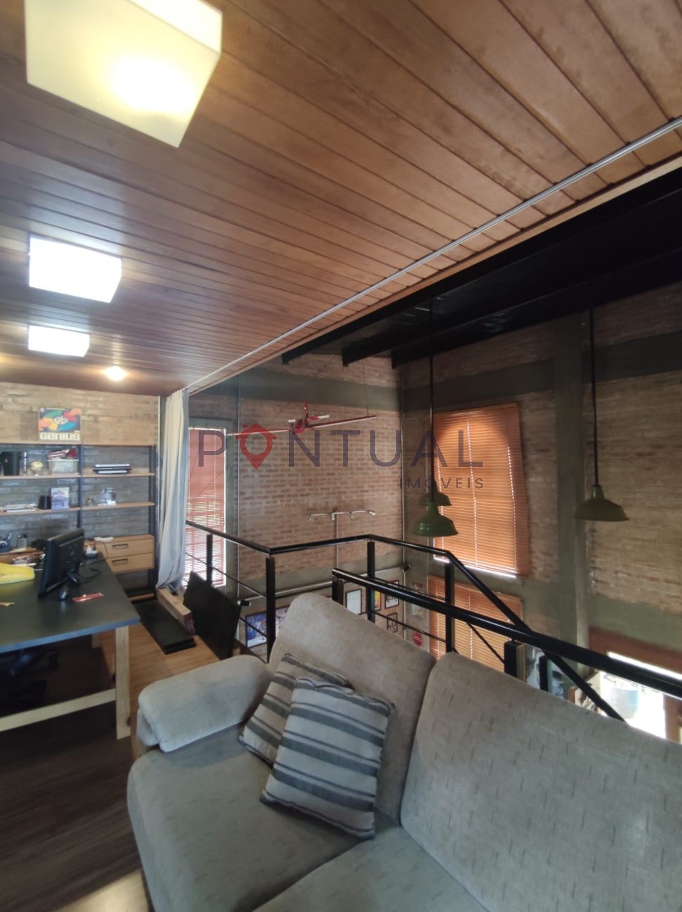 Casa Venda Jardim Acapulco Marília SP 3 Quartos, 1 Suíte, Piscina, Vista para o Vale - Estuda Permuta/ proposta Imobiliária Marília Pontual Imóveis