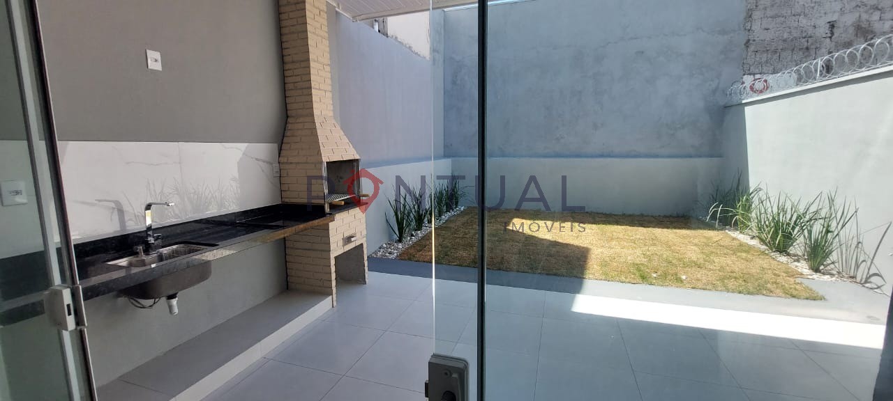 Casa à venda em Marília no Jardim Cavallari. Venha visitar!