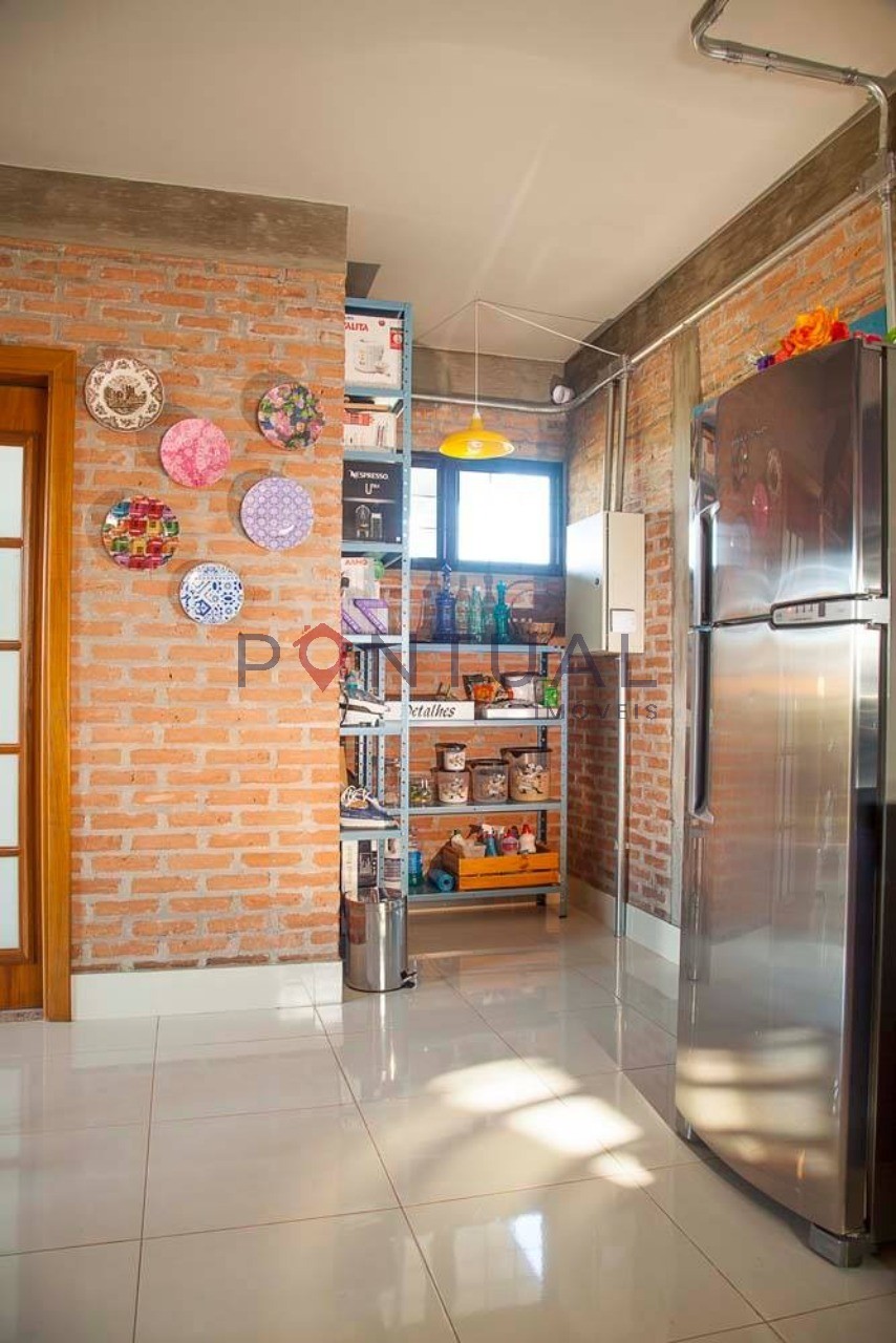 Casa Venda Jardim Acapulco Marília SP 3 Quartos, 1 Suíte, Piscina, Vista para o Vale - Estuda Permuta/ proposta Imobiliária Marília Pontual Imóveis