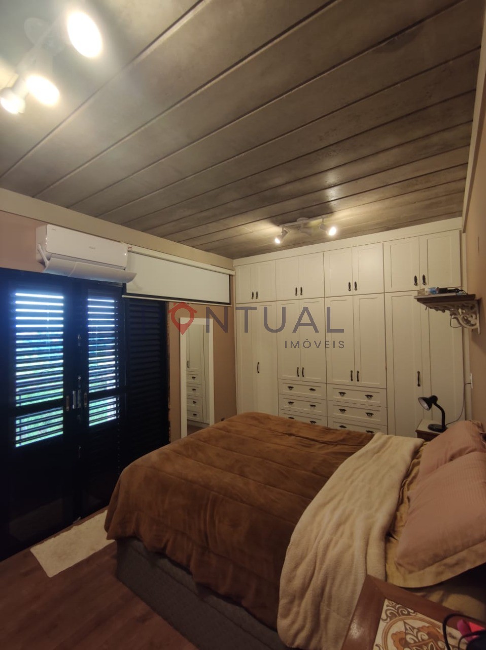 Casa Venda Jardim Acapulco Marília SP 3 Quartos, 1 Suíte, Piscina, Vista para o Vale - Estuda Permuta/ proposta Imobiliária Marília Pontual Imóveis