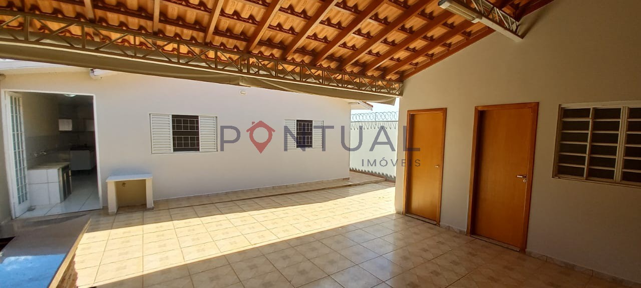 Casa à Venda em Marília no Jardim Lavínia. Agende uma visita!