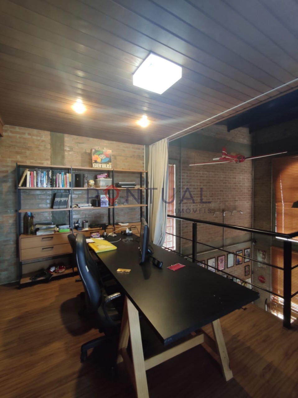 Casa Venda Jardim Acapulco Marília SP 3 Quartos, 1 Suíte, Piscina, Vista para o Vale - Estuda Permuta/ proposta Imobiliária Marília Pontual Imóveis