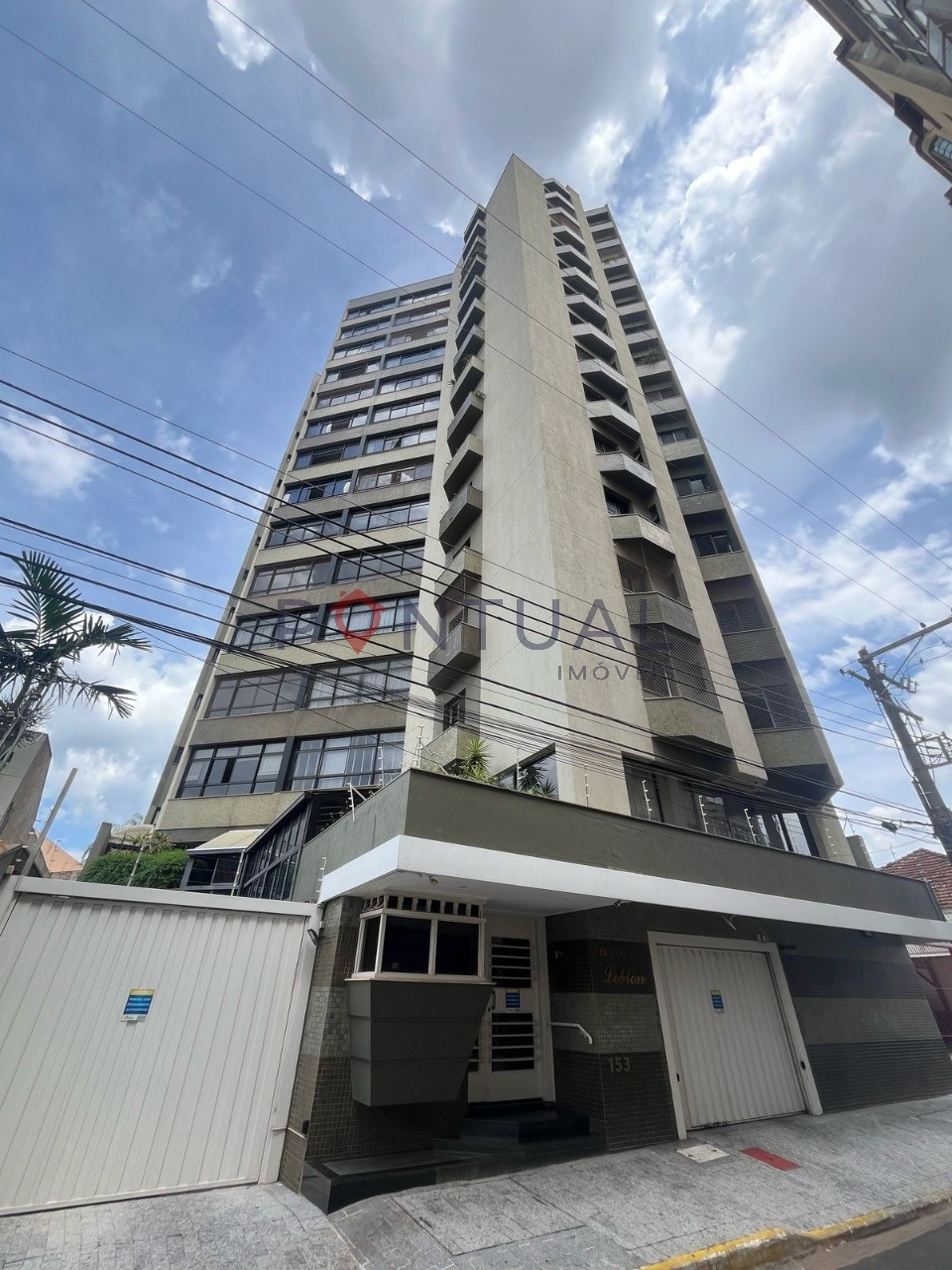 Apartamento de 3 quartos no centro de Marília/SP para aluguel. Agende a sua visita com a Pontual Imóveis - sua imobiliária em Marília de confiança