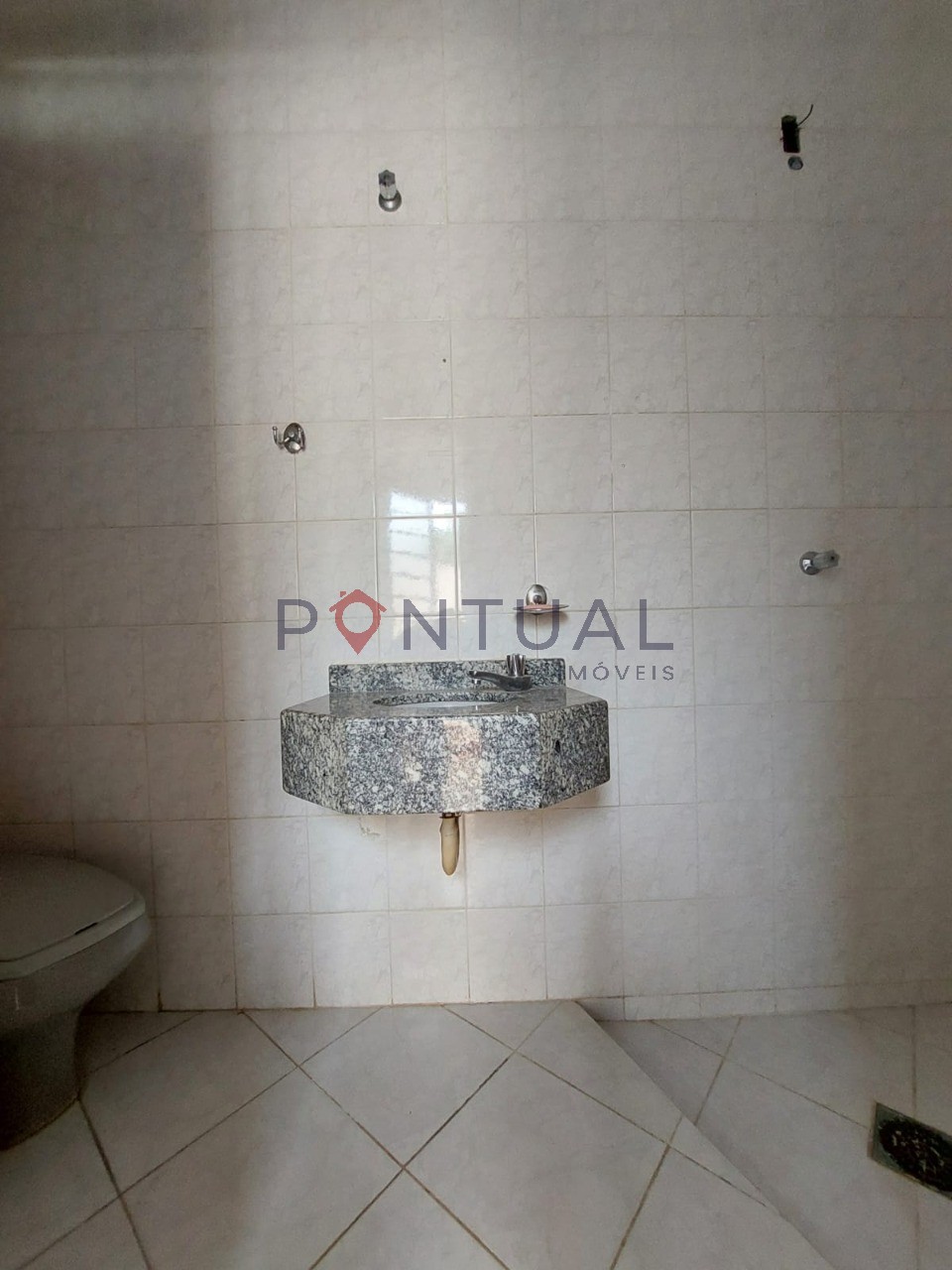 Casa à venda em Marília no Bairro Jardim Maria Izabel