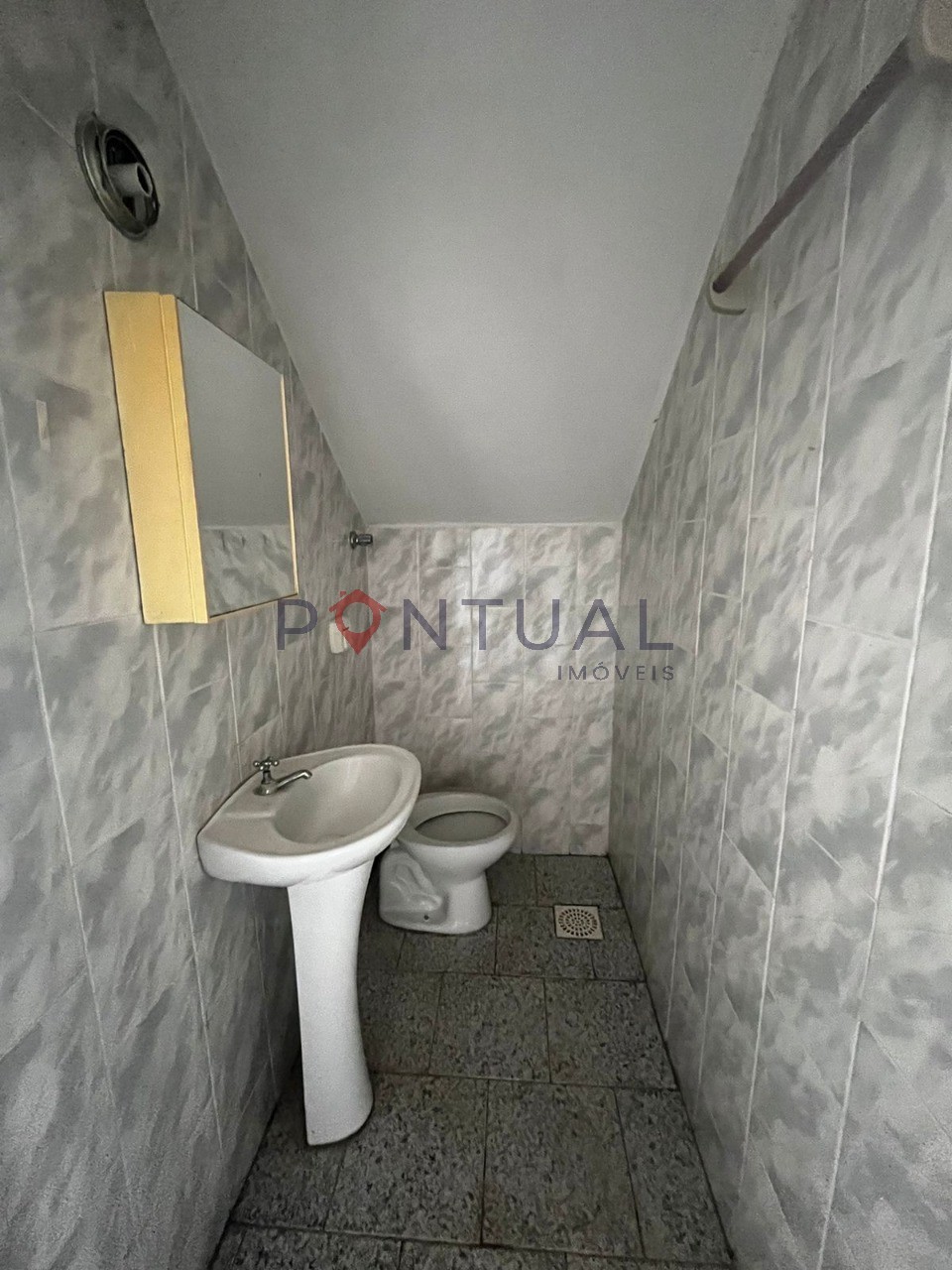 Casa 2 Quartos Jardim Cavallari Marília SP Alugar R$ 1000 Valor Negociável Pontual Imóveis Imobiliárias em Marília SP Agende Visita