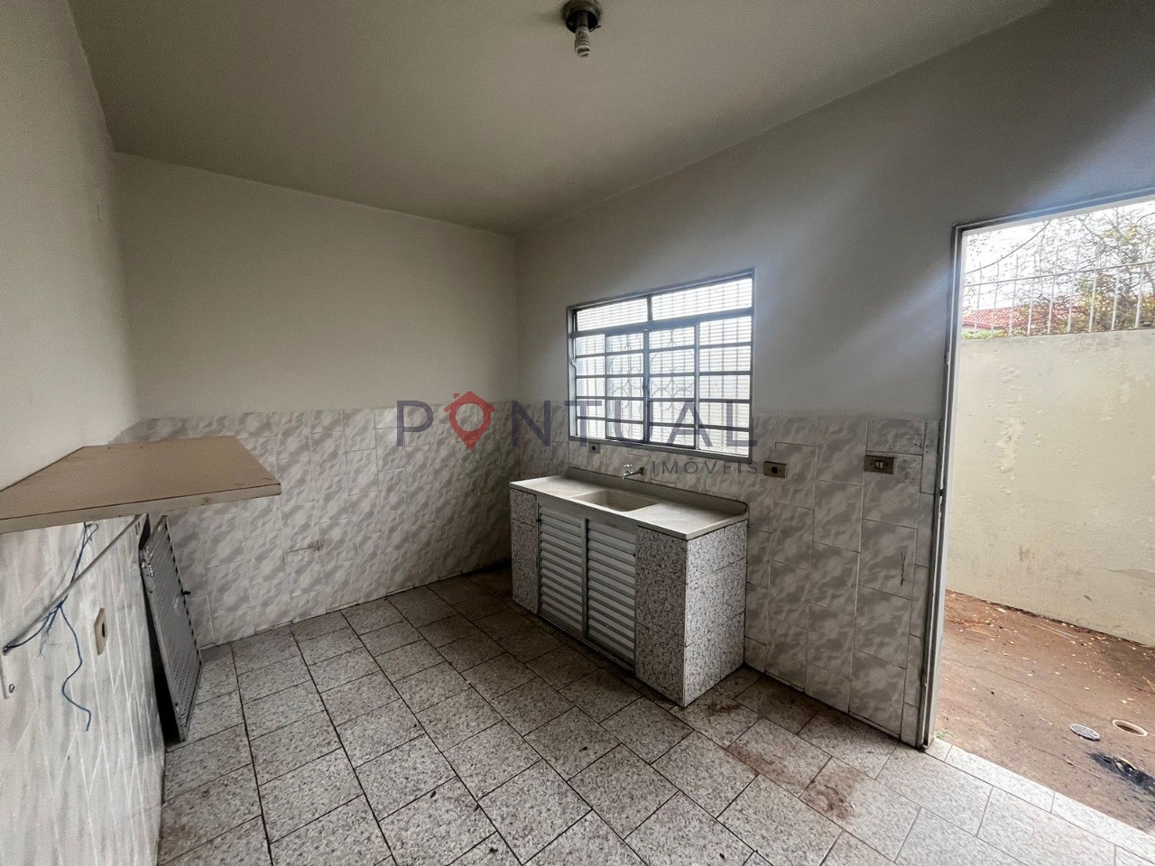 Casa 2 Quartos Jardim Cavallari Marília SP Alugar R$ 1000 Valor Negociável Pontual Imóveis Imobiliárias em Marília SP Agende Visita