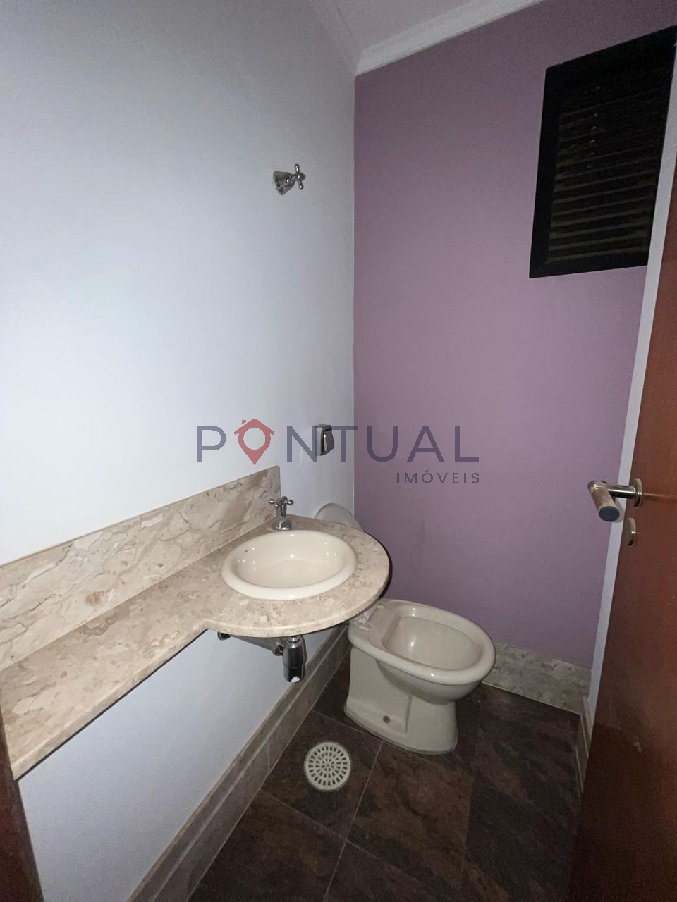 Apartamento de 3 quartos no centro de Marília/SP para aluguel. Agende a sua visita com a Pontual Imóveis - sua imobiliária em Marília de confiança