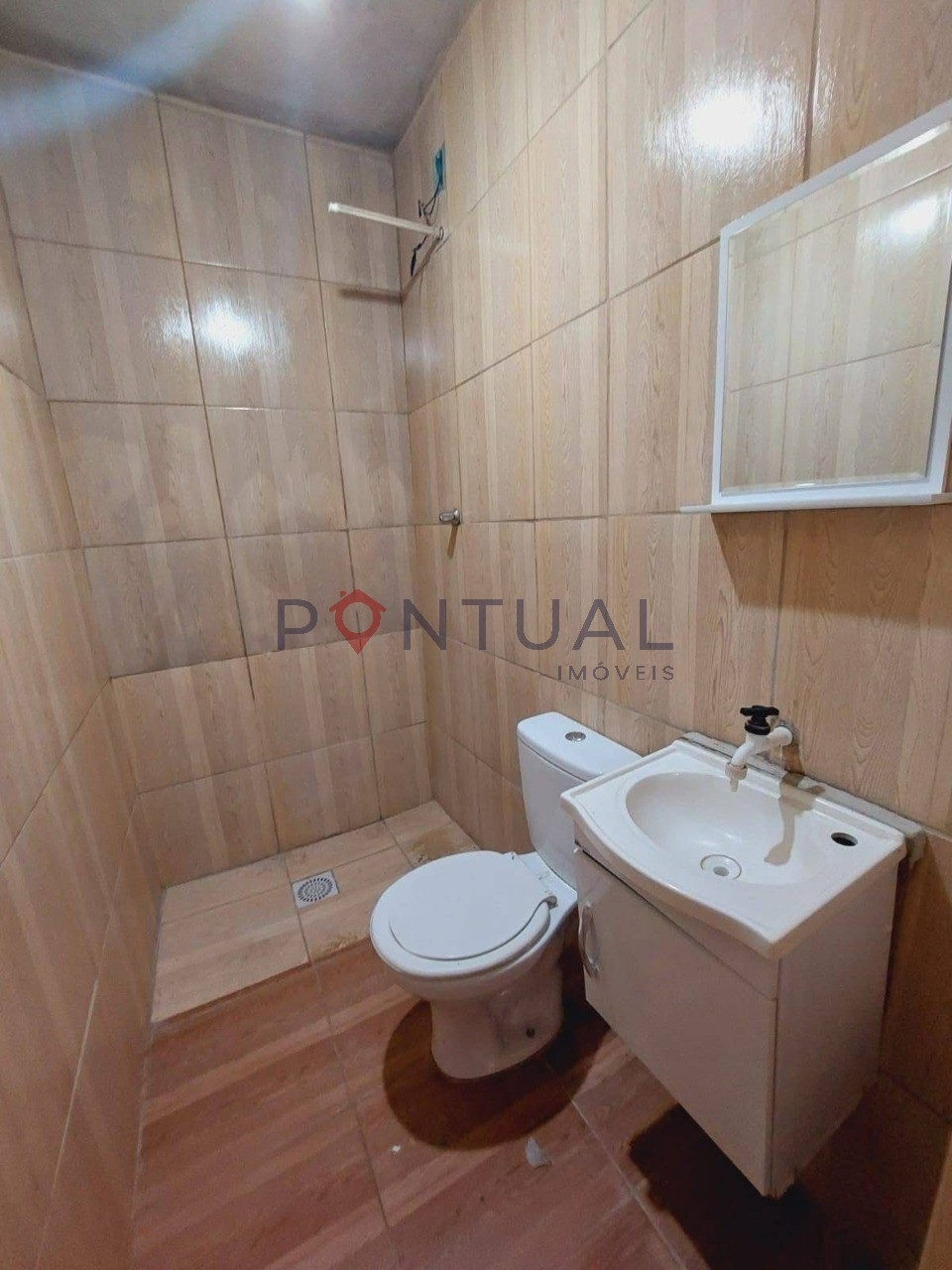 Casa à venda em marília-sp em bairro próximo ao centro. Venh