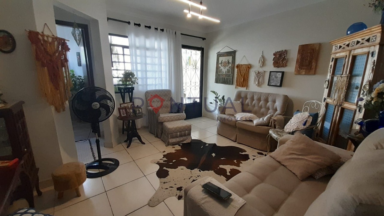 Casa em condomínio à venda em marília. Venha conhecer!