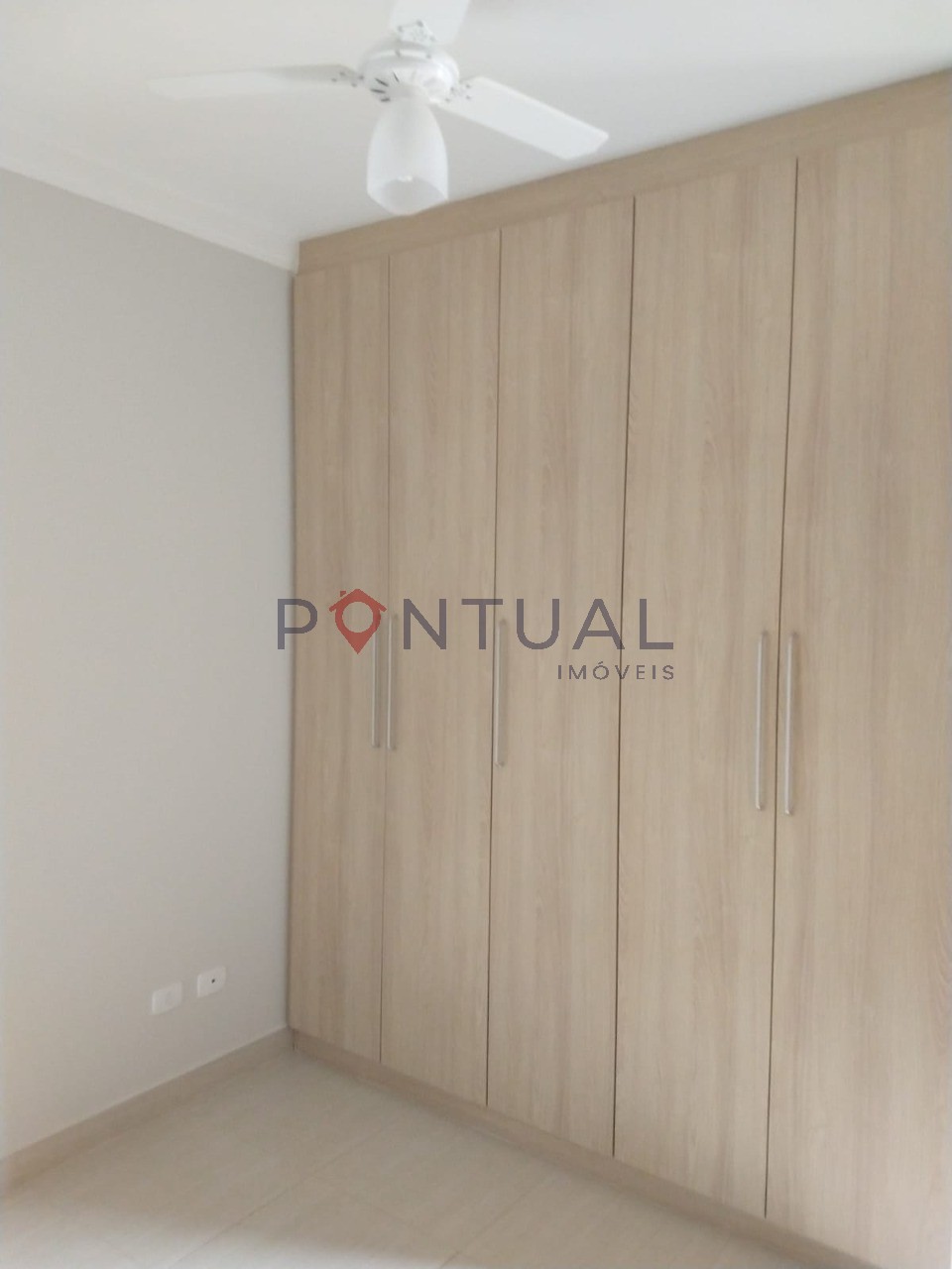 Casa à venda com 2 suítes e localização privilegiada em Marília-SP no Jardim Aeroporto. Venha conhecer