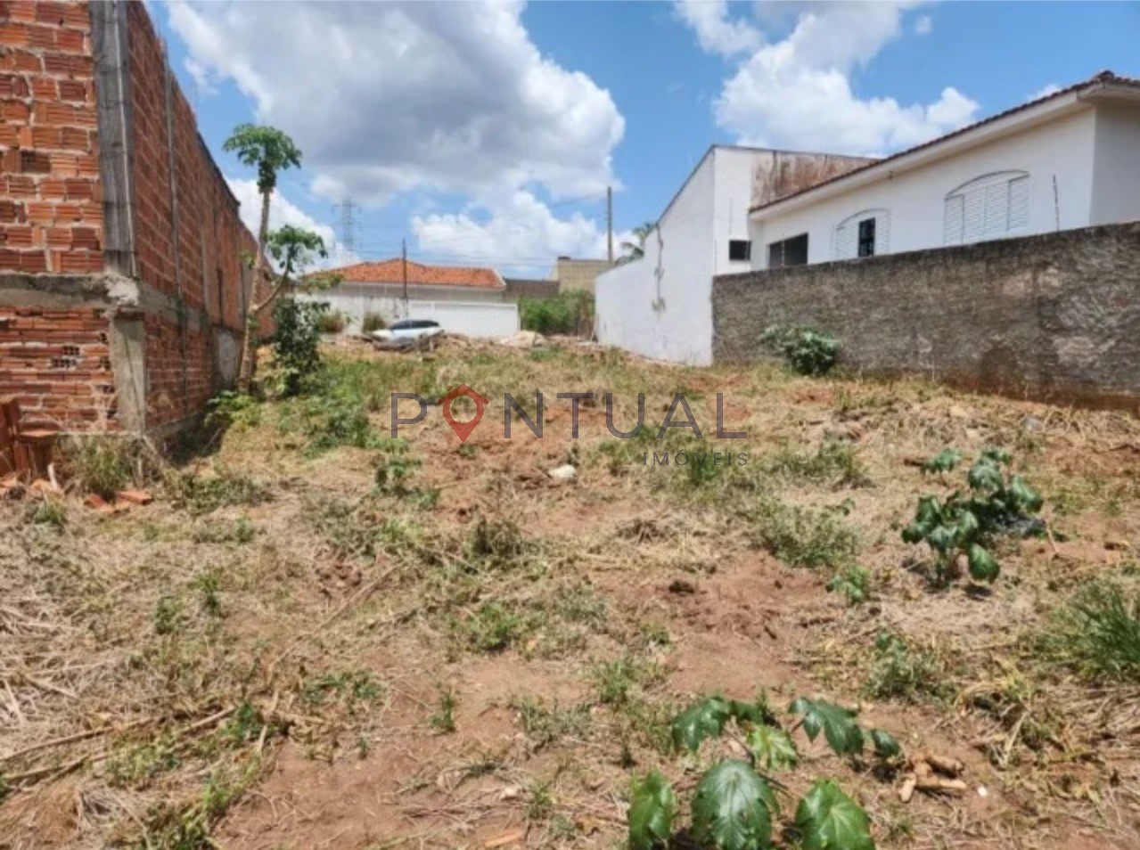 Terreno 396m² à venda no jd. Universitário. Construa seu fut